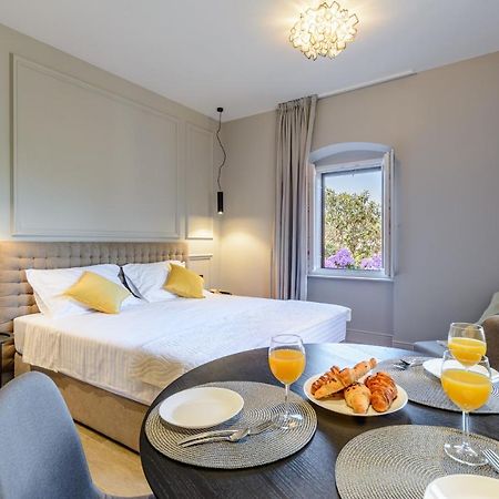 Dora Rooms And Studios Сутиван Экстерьер фото